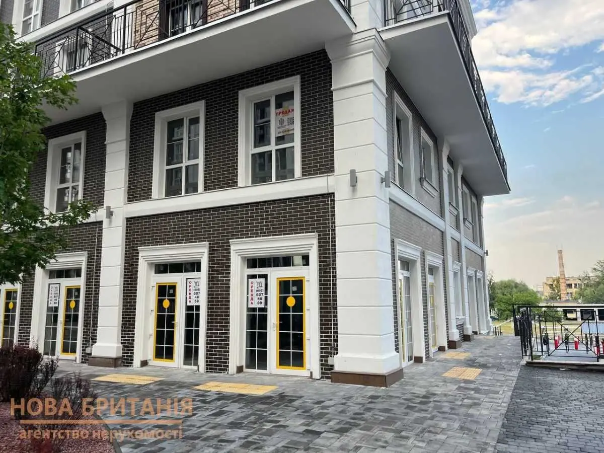 Фото Selling a 1-room apartment, 41.11 sq.m., Mykhaila Maksymovycha Street (Onufriia Trutenka Street)  Kyiv, price: 73500 USD, code 7855