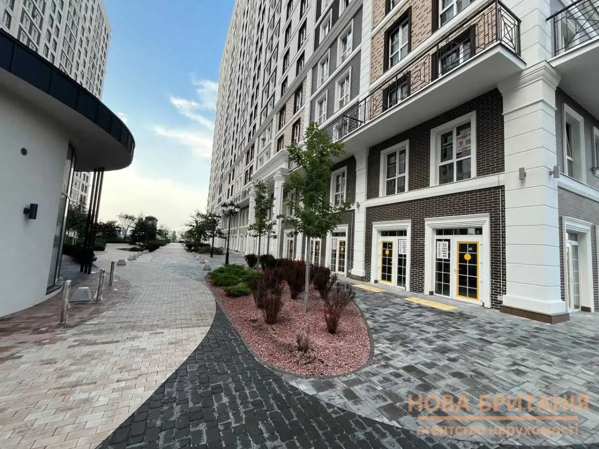 Фото Selling a 1-room apartment, 41.11 sq.m., Mykhaila Maksymovycha Street (Onufriia Trutenka Street)  Kyiv, price: 73500 USD, code 7855