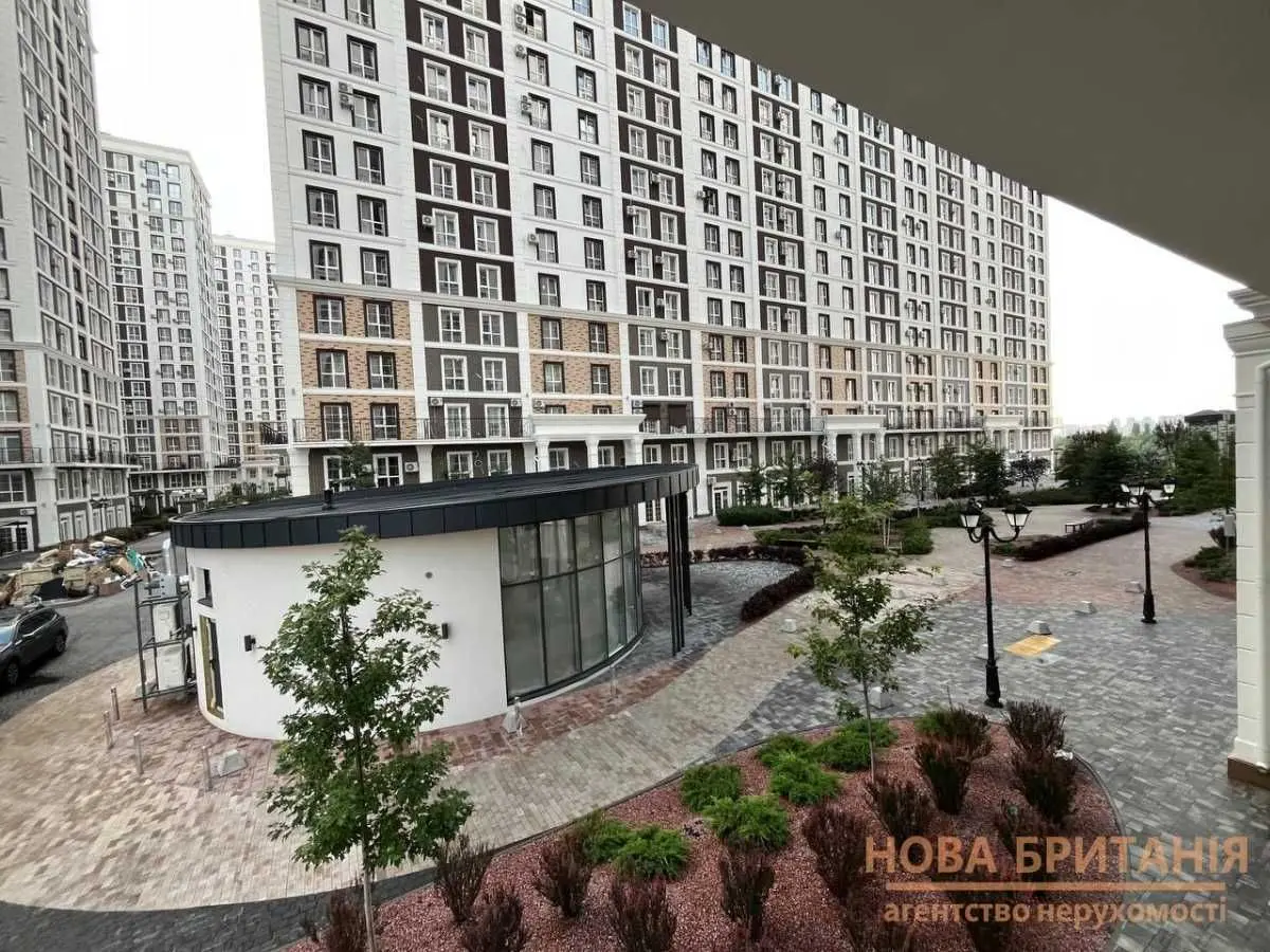Фото Selling a 1-room apartment, 41.11 sq.m., Mykhaila Maksymovycha Street (Onufriia Trutenka Street)  Kyiv, price: 73500 USD, code 7855