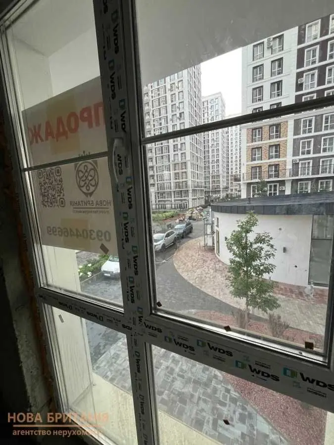 Фото Selling a 1-room apartment, 41.11 sq.m., Mykhaila Maksymovycha Street (Onufriia Trutenka Street)  Kyiv, price: 73500 USD, code 7855