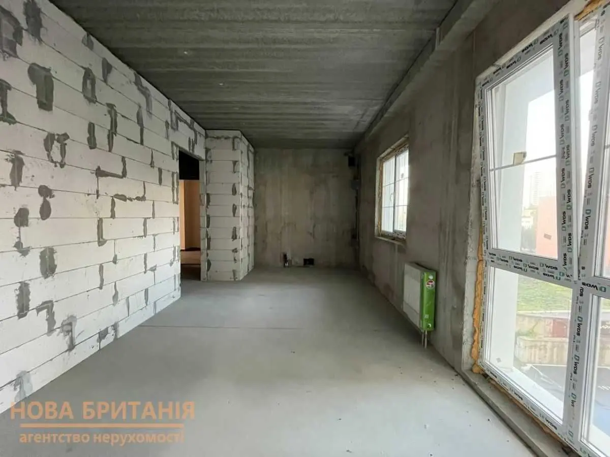 Фото Selling a 1-room apartment, 41.11 sq.m., Mykhaila Maksymovycha Street (Onufriia Trutenka Street)  Kyiv, price: 73500 USD, code 7855