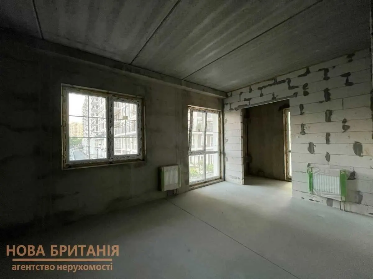 Фото Selling a 1-room apartment, 41.11 sq.m., Mykhaila Maksymovycha Street (Onufriia Trutenka Street)  Kyiv, price: 73500 USD, code 7855