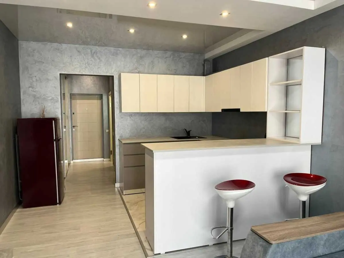 Фото Selling a 1-room apartment, 38 sq.m., Mykhaila Maksymovycha Street (Onufriia Trutenka Street) 24б Kyiv, price: 98000 USD, code 7856