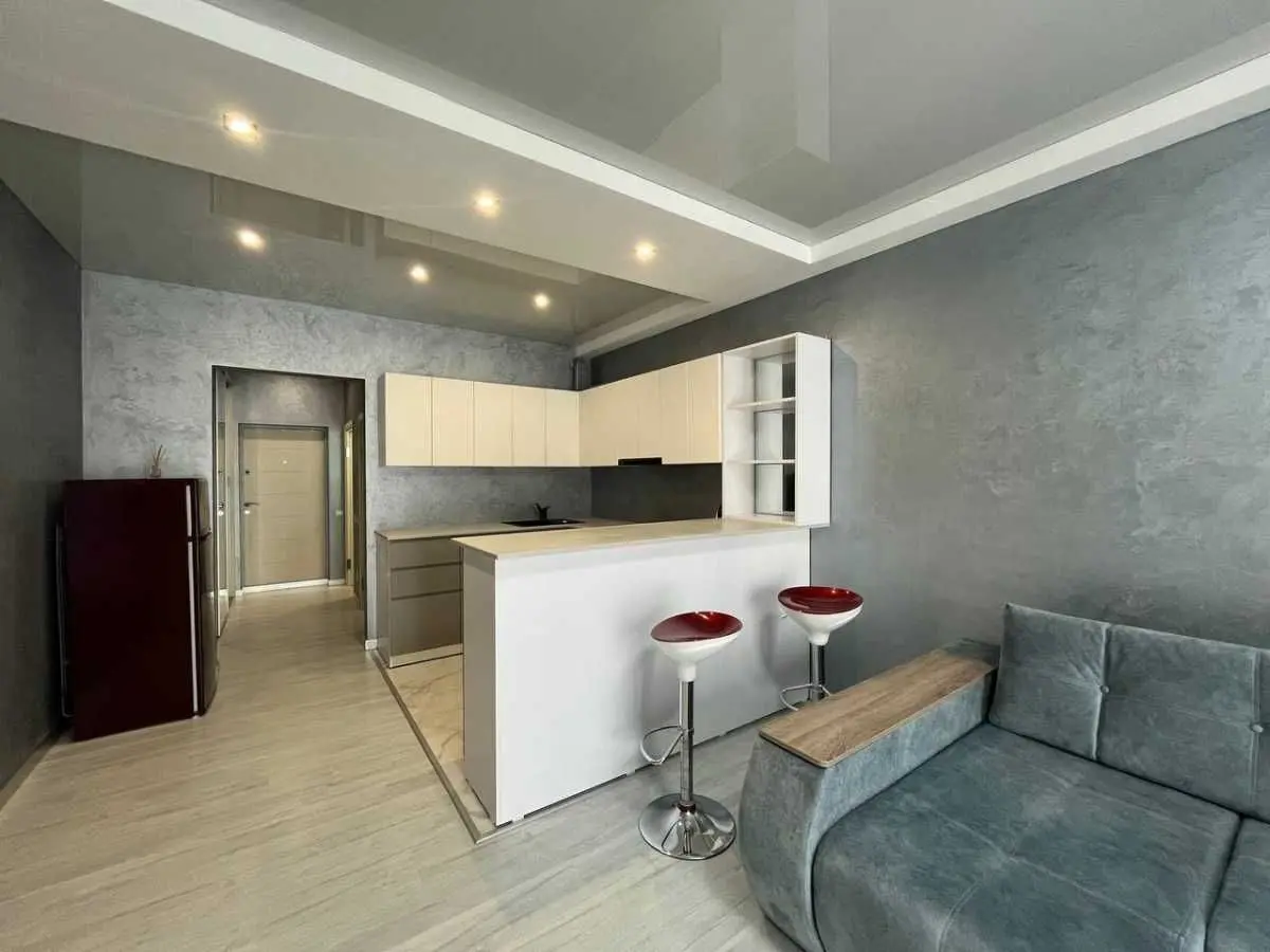 Фото Selling a 1-room apartment, 38 sq.m., Mykhaila Maksymovycha Street (Onufriia Trutenka Street) 24б Kyiv, price: 98000 USD, code 7856