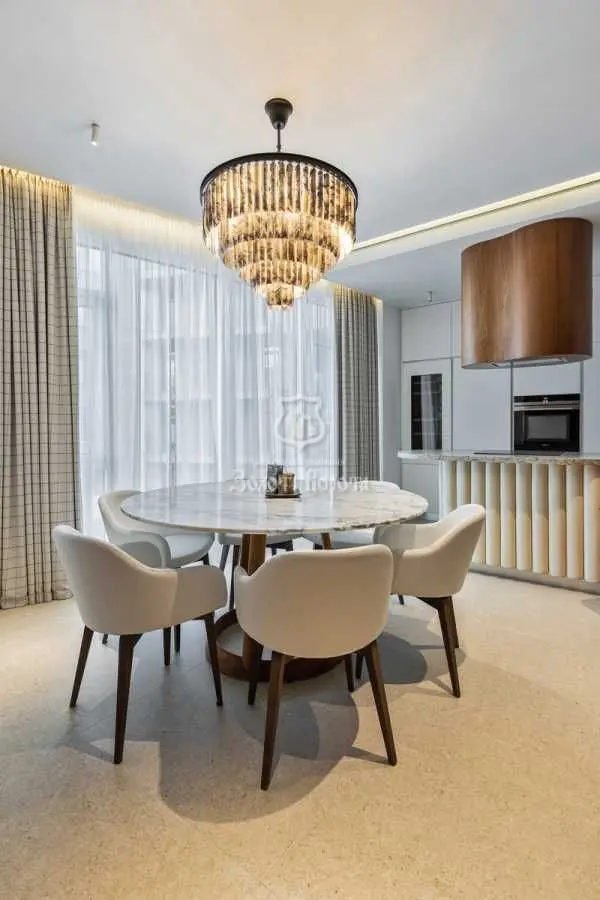 Фото Продаю 3-комнатную квартиру, 160 кв. м, Бусловская ул.  Киев, цена: 850000 USD, код 7860