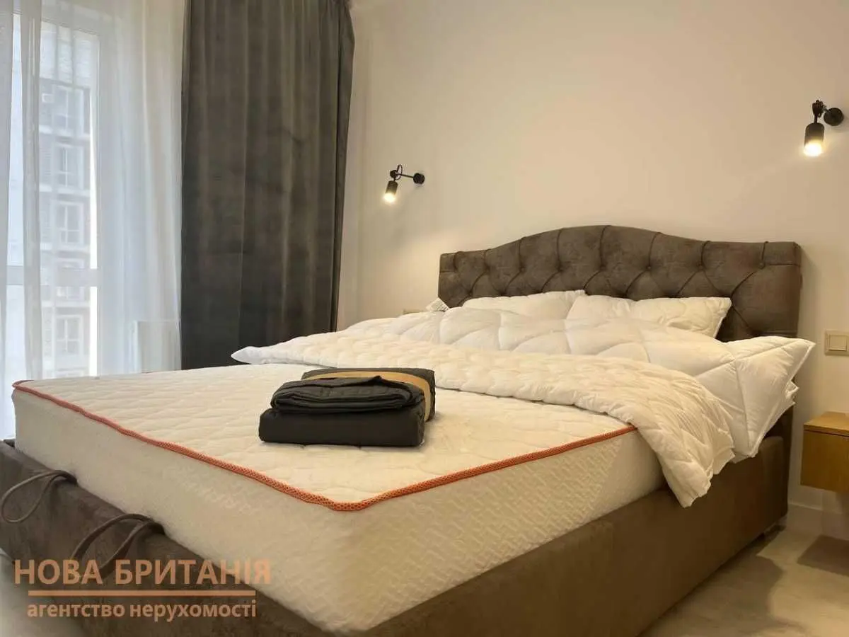 Фото Rent a 2-room apartment, Mykhaila Maksymovycha Street (Onufriia Trutenka Street)  Kyiv for long-term rent, price: 40000 UAH, code 7861