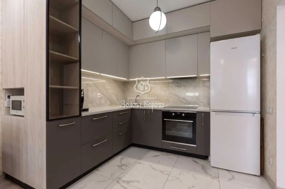 Фото Selling a 1-room apartment, 48.3 sq.m., Oleksandra Olesya street 2в Kyiv, price: 110000 USD, code 7863
