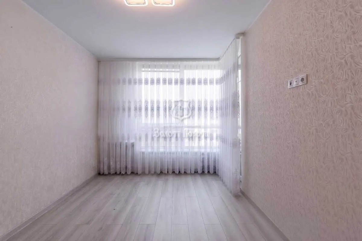 Фото Selling a 1-room apartment, 48.3 sq.m., Oleksandra Olesya street 2в Kyiv, price: 110000 USD, code 7863