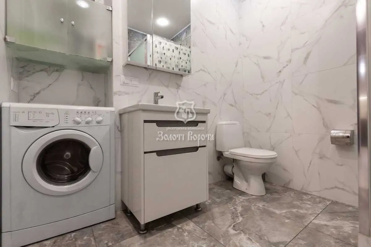 Фото Selling a 1-room apartment, 48.3 sq.m., Oleksandra Olesya street 2в Kyiv, price: 110000 USD, code 7863