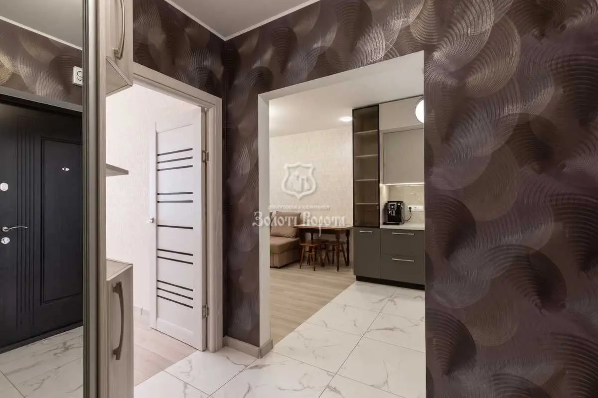 Фото Selling a 1-room apartment, 48.3 sq.m., Oleksandra Olesya street 2в Kyiv, price: 110000 USD, code 7863