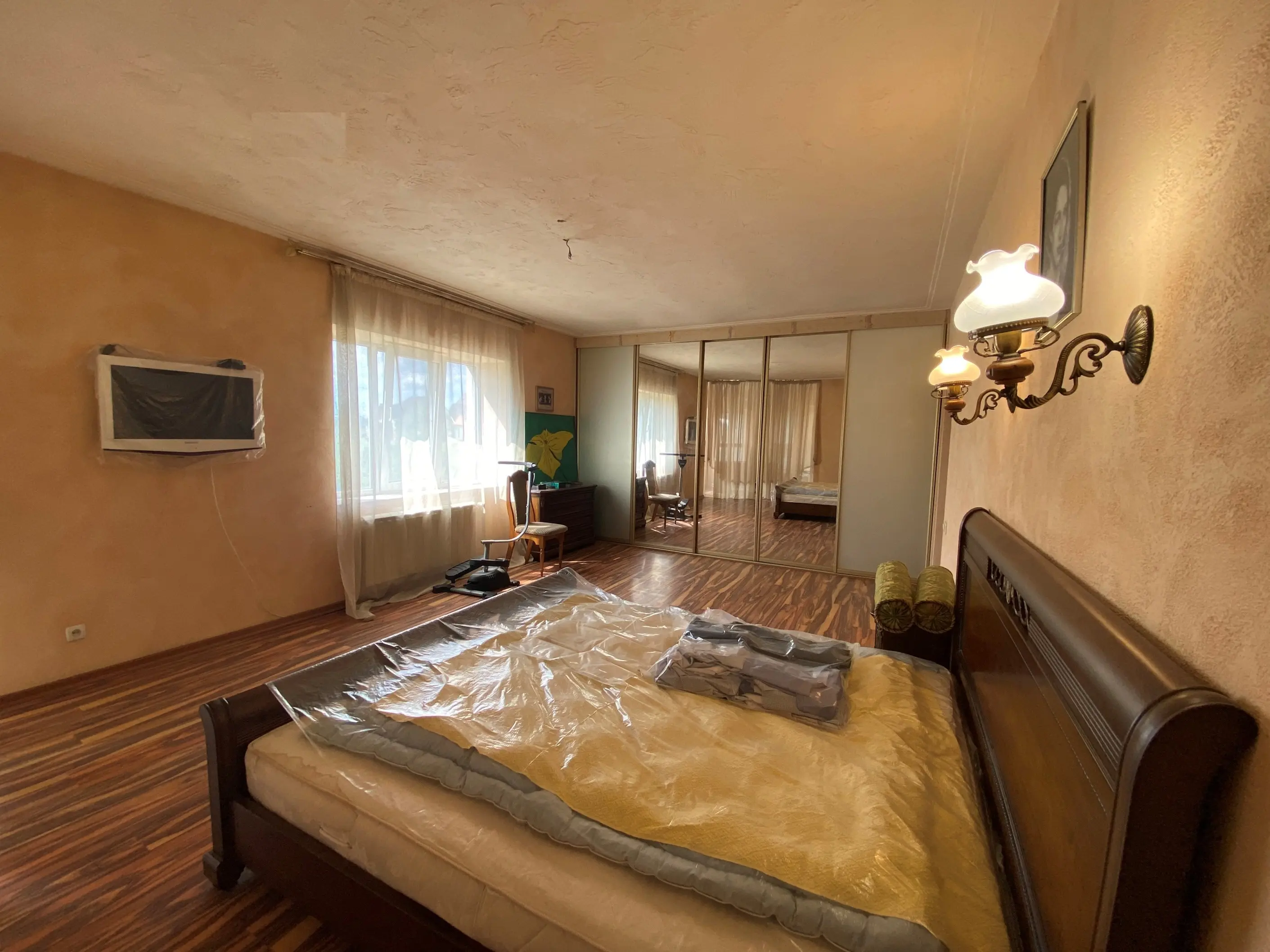 Фото Продаю дом, 308 кв. м, Абрикосовая ул.  Гатное, цена: 190000 $, код 7869