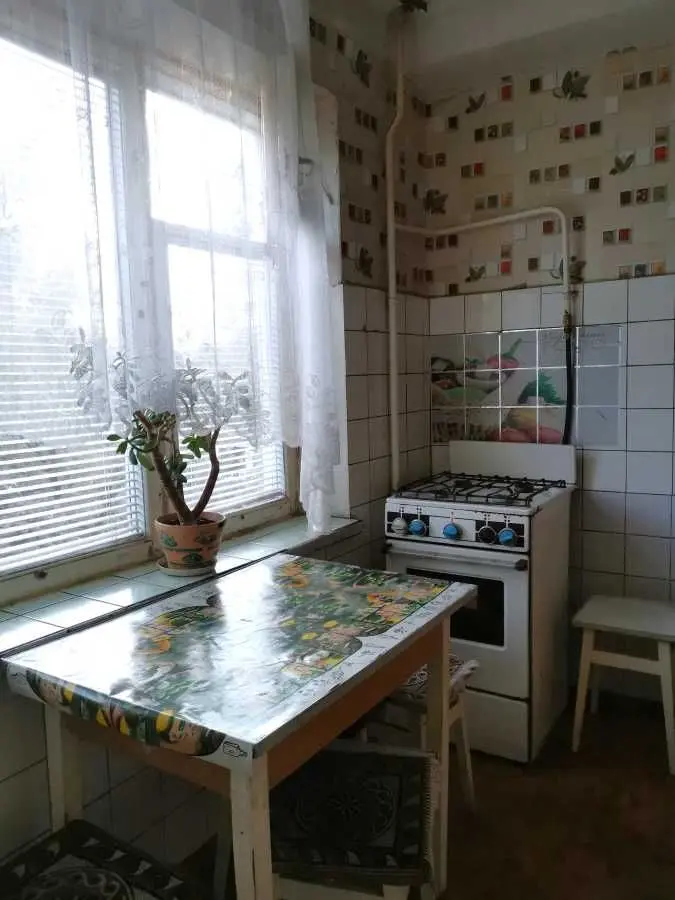 Фото Зняти 2 кімнатну квартиру, Петра Запорожця вул. 16 Київ в довгострокову оренду, ціна: 9000 UAH, код 7873