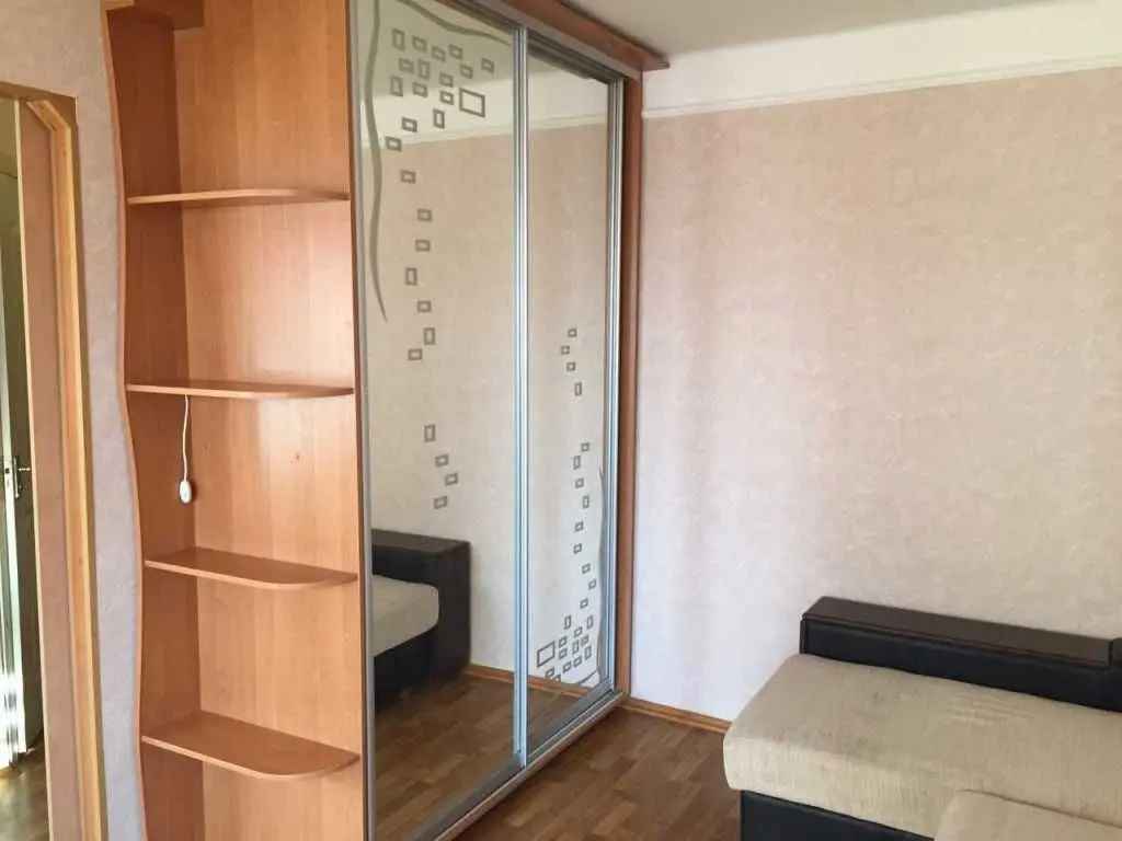Фото Продаю 1 кімнатну квартиру, 33 кв. м, Маршала Конєва вул.  Київ, ціна: 49000 USD, код 7878