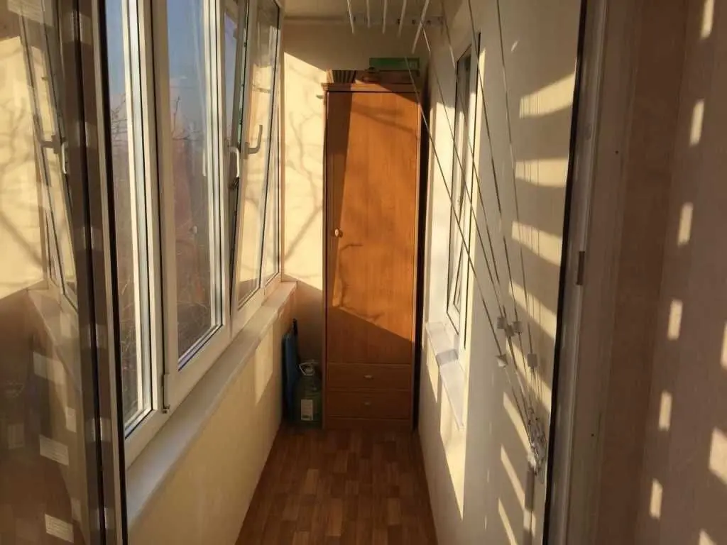 Фото Продаю 1 кімнатну квартиру, 33 кв. м, Маршала Конєва вул.  Київ, ціна: 49000 USD, код 7878