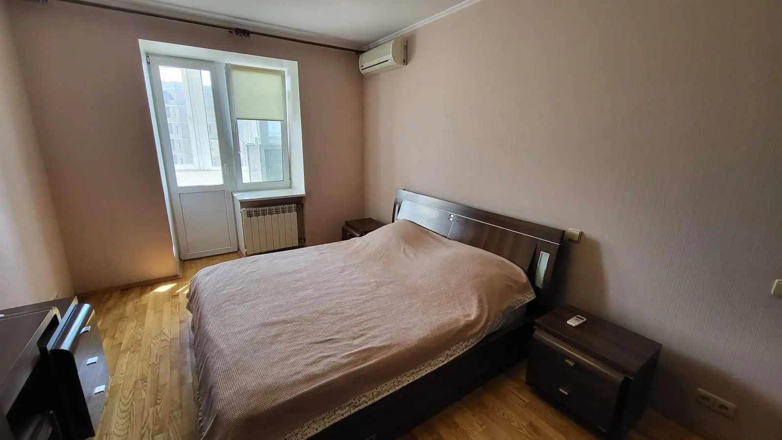 Фото Зняти 4 кімнатну квартиру, Микільсько-Слобідська вул.  Київ в довгострокову оренду, ціна: 33000 UAH, код 7882
