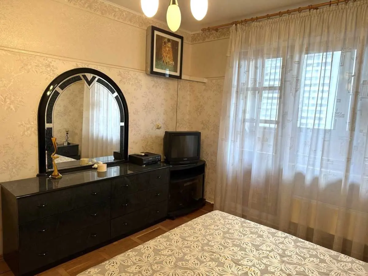 Фото Зняти 3 кімнатну квартиру, Бориса Гмирі вул. 5 Київ в довгострокову оренду, ціна: 17000 UAH, код 7883