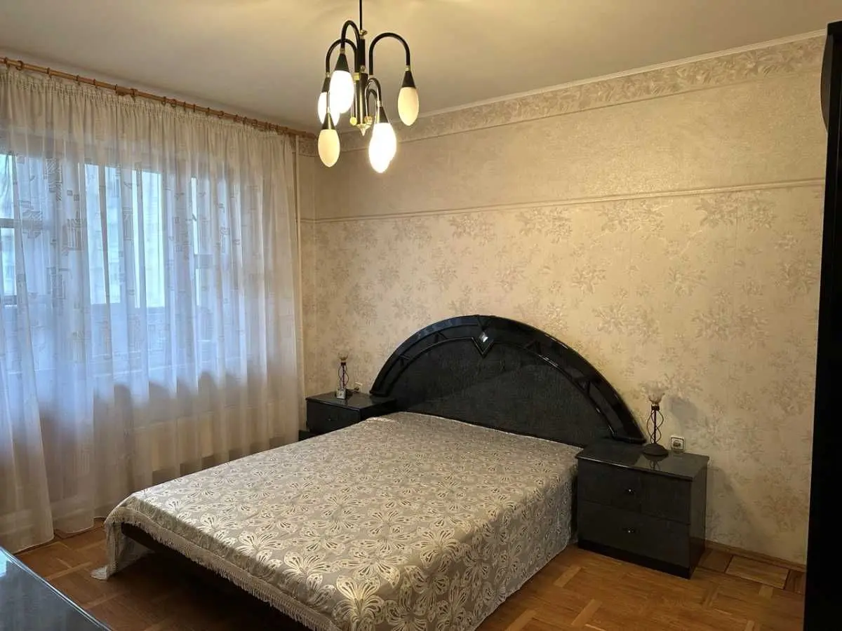 Фото Зняти 3 кімнатну квартиру, Бориса Гмирі вул. 5 Київ в довгострокову оренду, ціна: 17000 UAH, код 7883