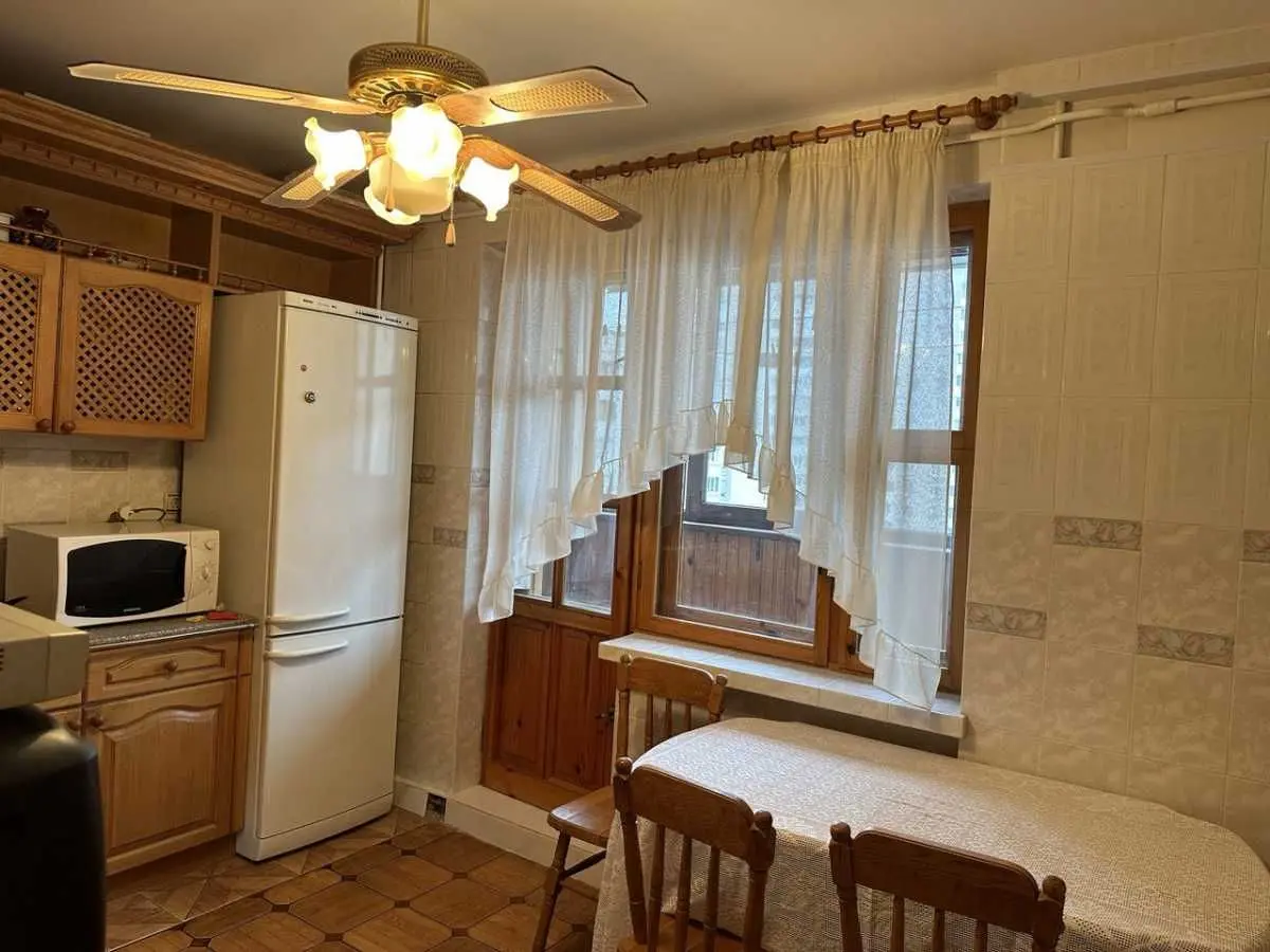 Фото Зняти 3 кімнатну квартиру, Бориса Гмирі вул. 5 Київ в довгострокову оренду, ціна: 17000 UAH, код 7883