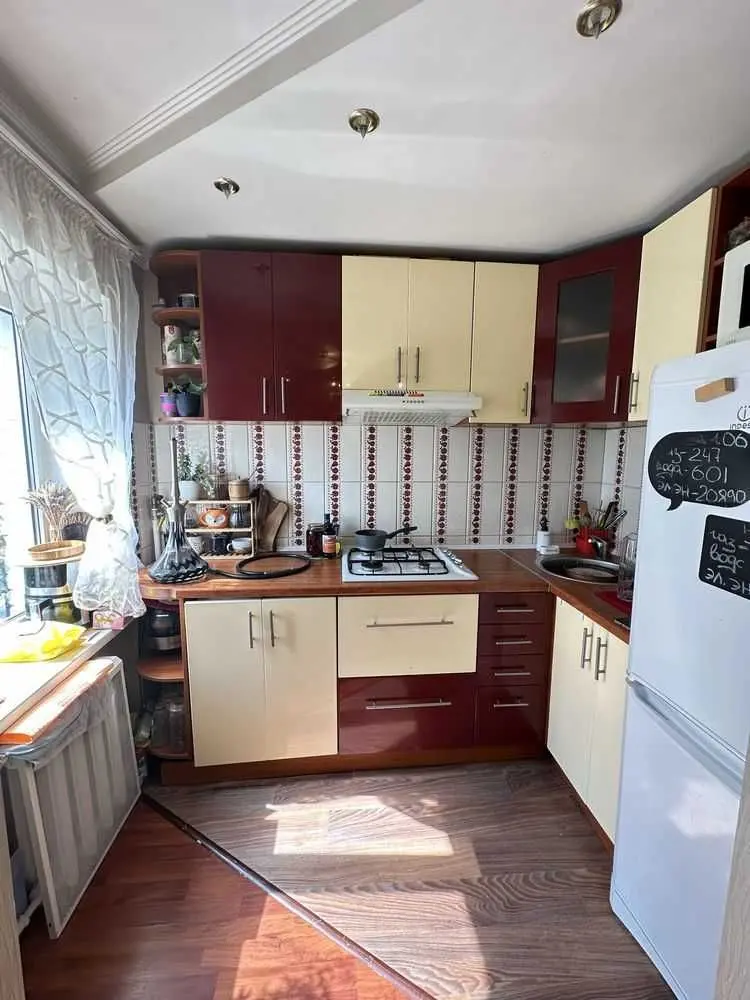 Фото Продаю 1-комнатную квартиру, 30 кв. м, Дружбы Народов бульв.  Киев, цена: 61000 USD, код 7887