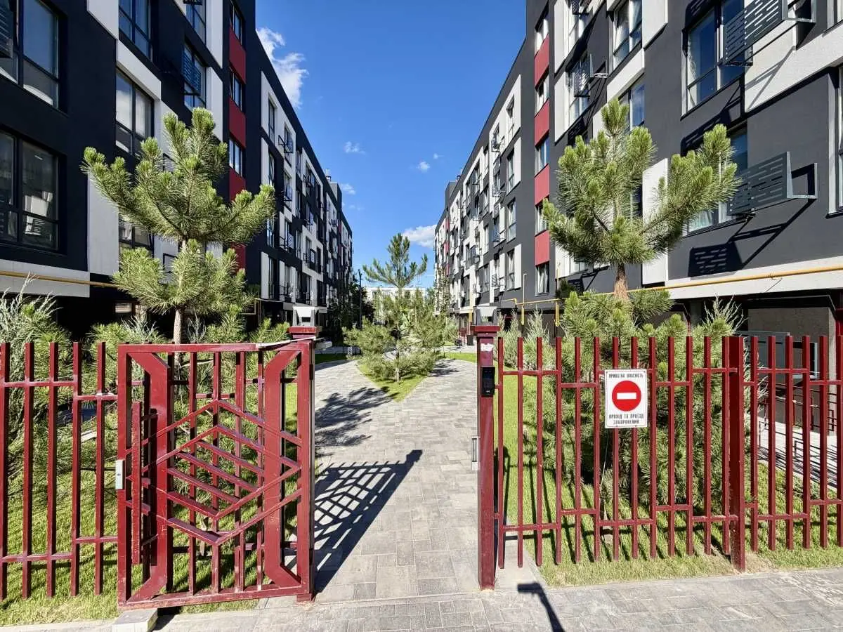 Фото Selling a 1-room apartment, 31 sq.m., Instytutska Street  Hatne, price: 69500 USD, code 7896