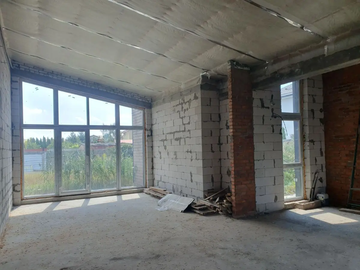 Фото Продаю будинок, 185 кв. м, Центральна вул.  Київ, ціна: 179000 $, код 7898