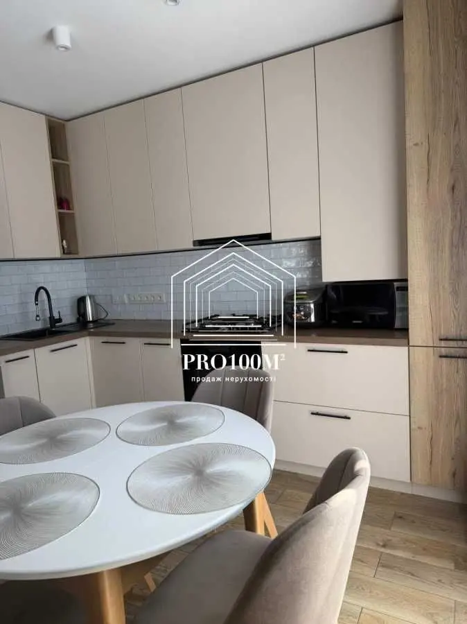Фото Selling a 3-room apartment, 93 sq.m., Mykhaila Velychka street 9 Bilohorodka, price: 125000 USD, code 7903