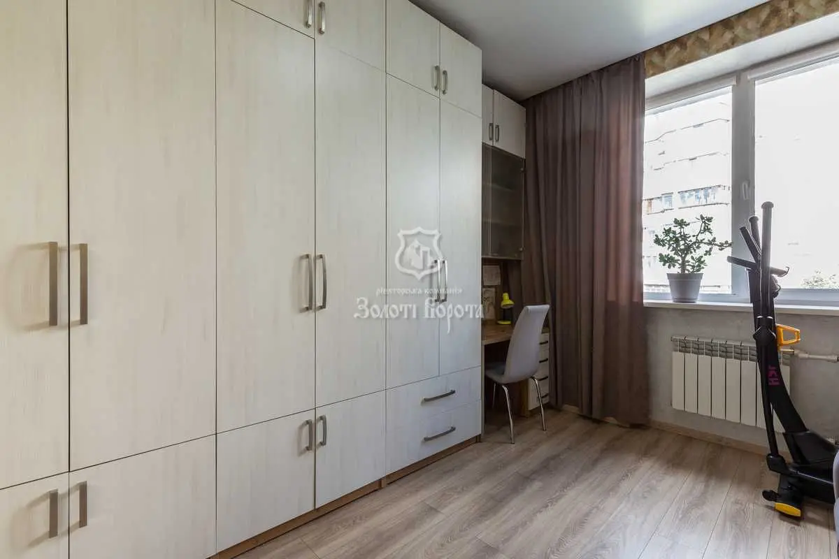 Фото Продаю 2 кімнатну квартиру, 57.3 кв. м, Науки просп. 63 Київ, ціна: 86500 USD, код 7904