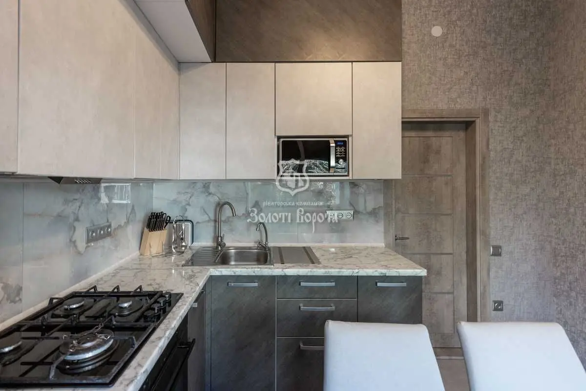 Фото Продаю 2 кімнатну квартиру, 57.3 кв. м, Науки просп. 63 Київ, ціна: 86500 USD, код 7904