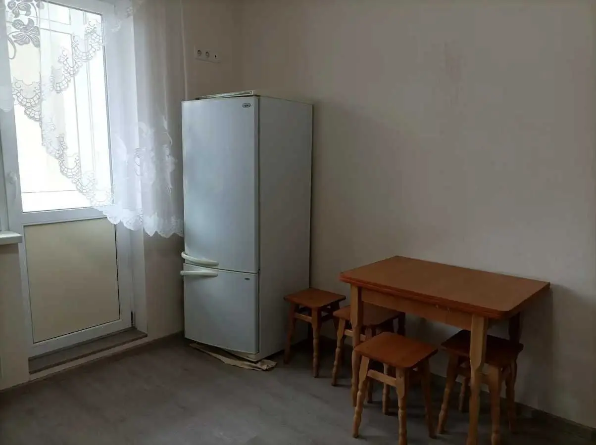 Фото Продаю 2 кімнатну квартиру, 88 кв. м, Харківське шосе 19а Київ, ціна: 107000 USD, код 7917