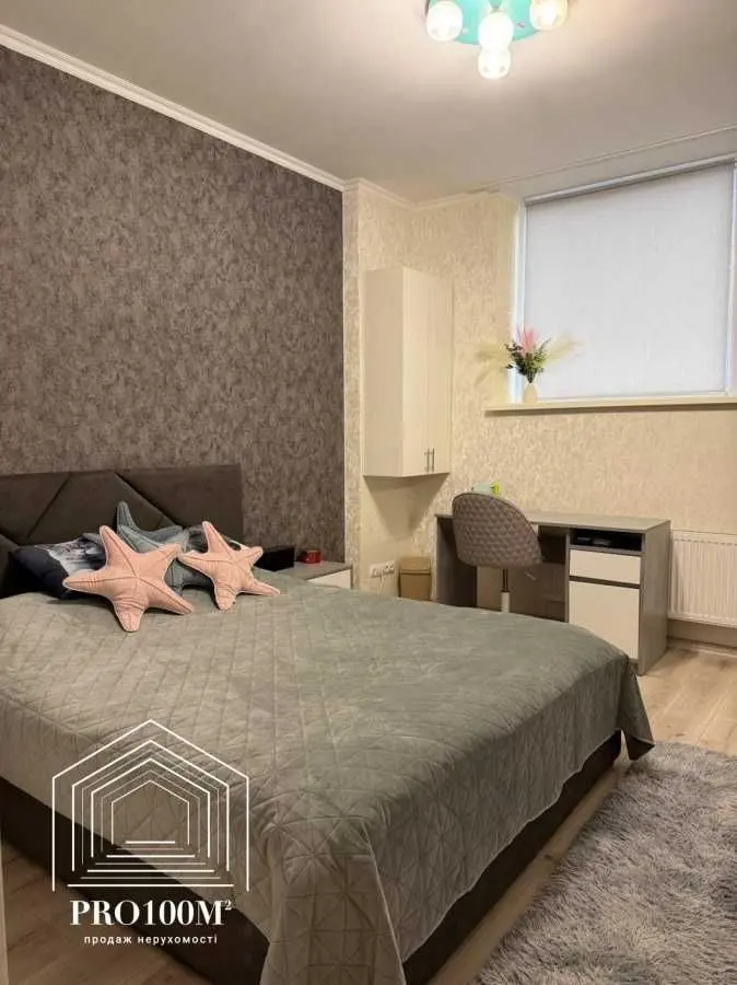 Фото Продаю 3 кімнатну квартиру, 91.5 кв. м, Михайла Величка вул.  Білогородка, ціна: 123000 USD, код 7920