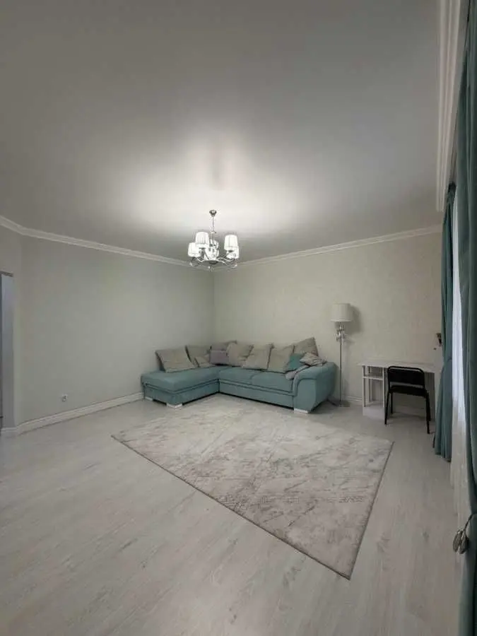 Фото Продаю 2-комнатную квартиру, 83 кв. м, Чабани, цена: 125000 USD, код 7925