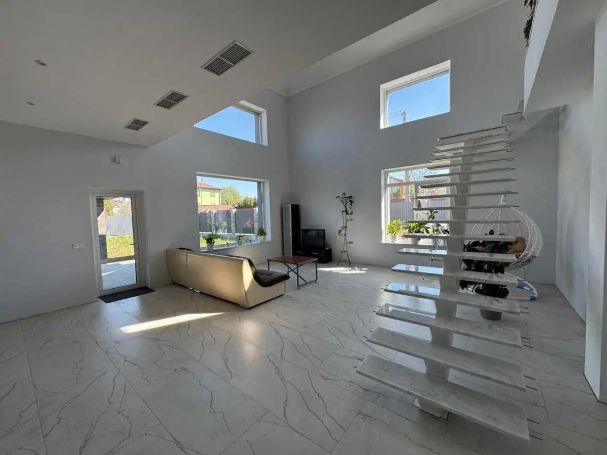 Фото Продаю дом, 248 кв. м, Гнідин, цена: 330000 USD, код 7927