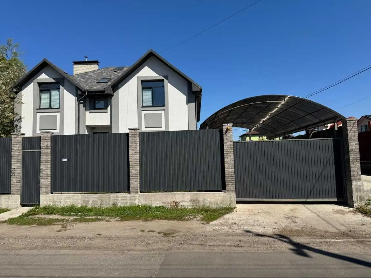 Фото Продаю дом, 248 кв. м, Гнідин, цена: 330000 USD, код 7927