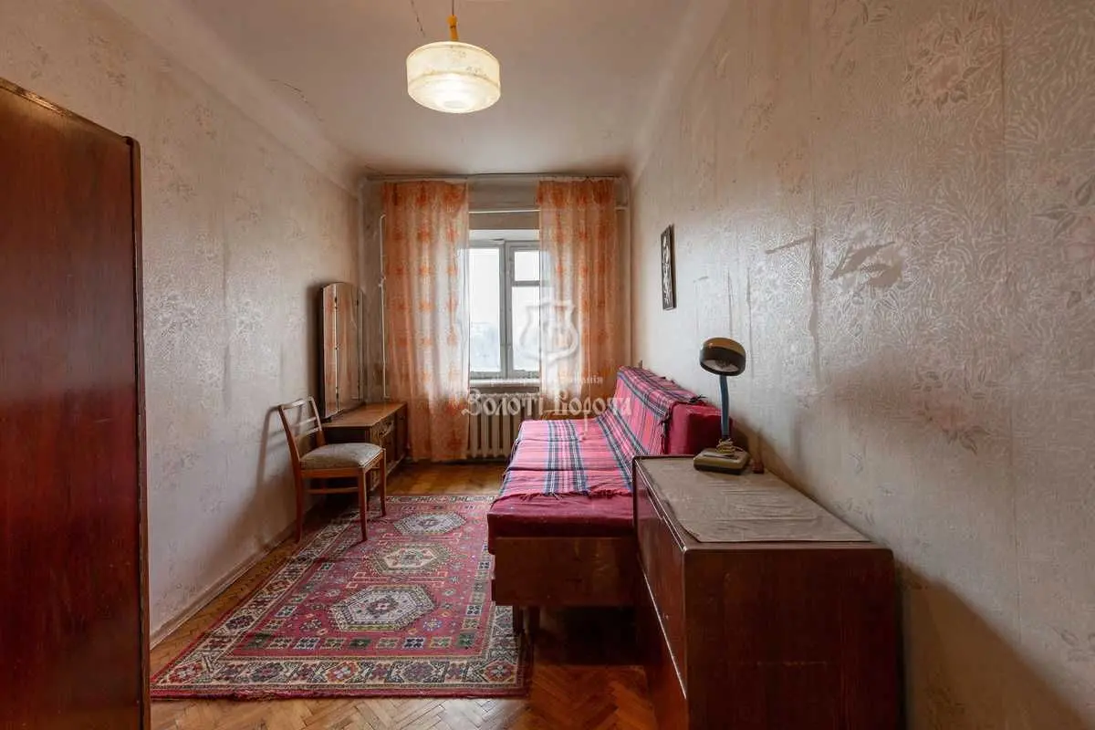 Фото Продаю 2 кімнатну квартиру, 45.9 кв. м, Будівельників вул. 12 Київ, ціна: 42000 USD, код 7928
