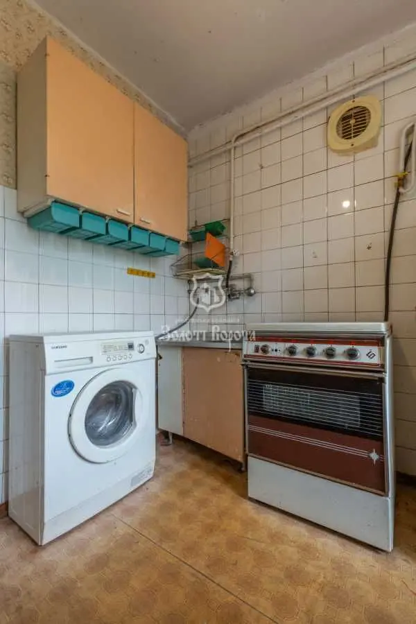 Фото Продаю 2 кімнатну квартиру, 45.9 кв. м, Будівельників вул. 12 Київ, ціна: 42000 USD, код 7928