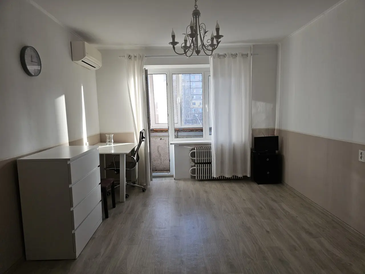Фото Зняти 1 кімнатну квартиру, Добровольців пров. 6 Дніпро в довгострокову оренду, ціна: 10000 UAH, код 7933