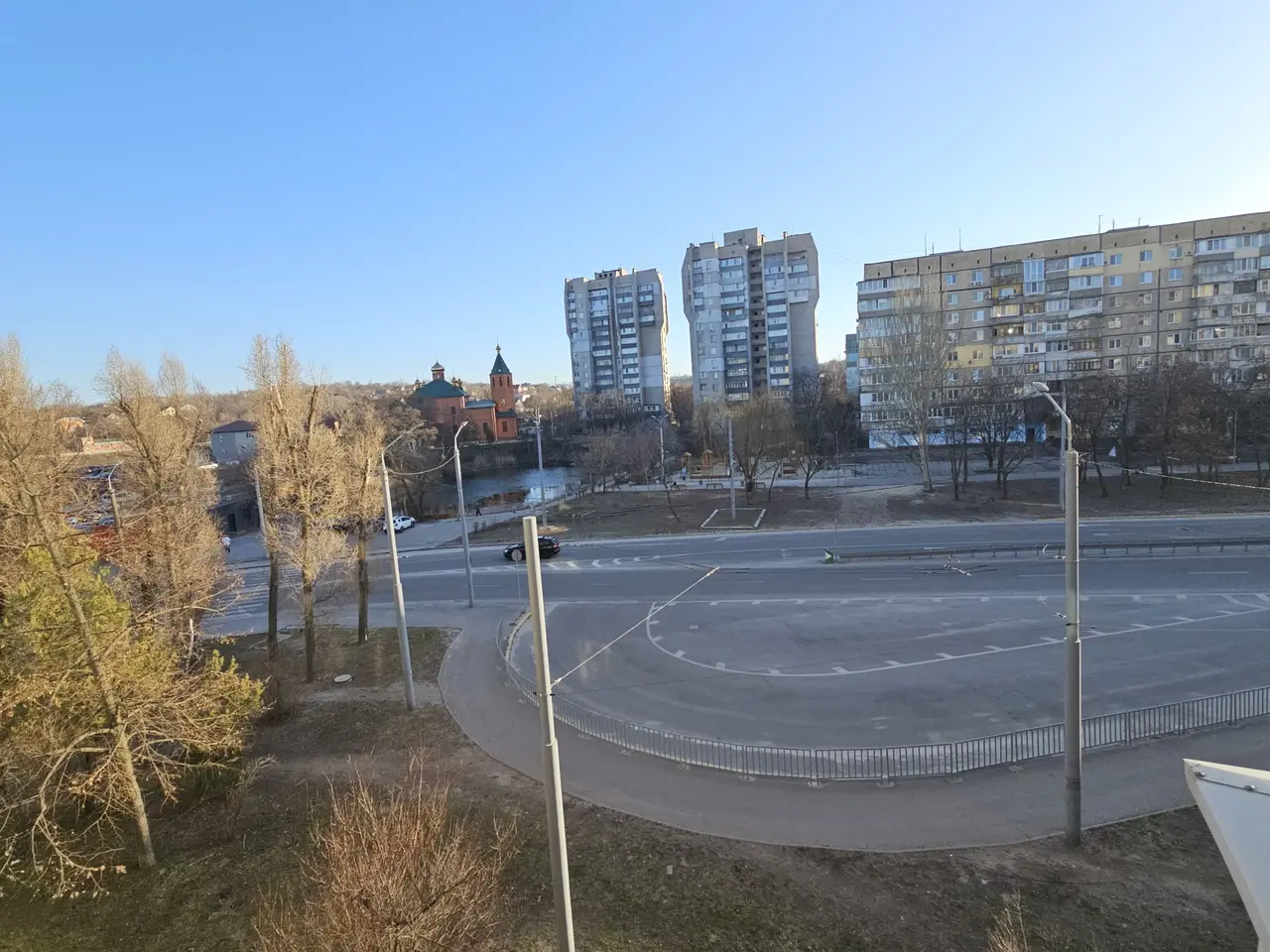 Фото Зняти 1 кімнатну квартиру, Добровольців пров. 6 Дніпро в довгострокову оренду, ціна: 10000 UAH, код 7933