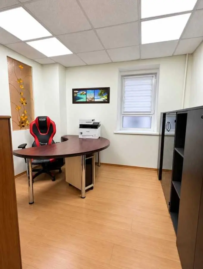 Фото Продаю офис, 110 кв. м, Еленовская ул. 8 Киев, цена: 165000 USD, код 7946