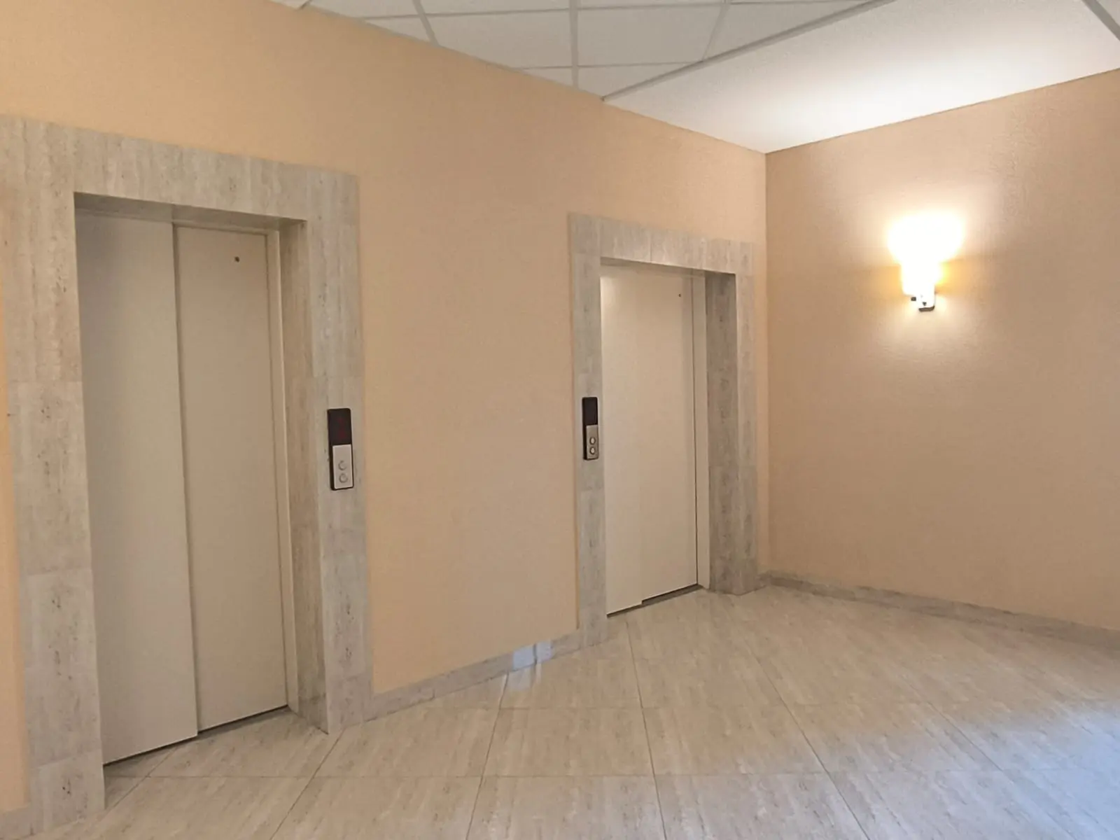 Фото Зняти 1 кімнатну квартиру, Фонтанська дорога 118а/1 Одеса в довгострокову оренду, ціна: 12000 UAH, код 7953