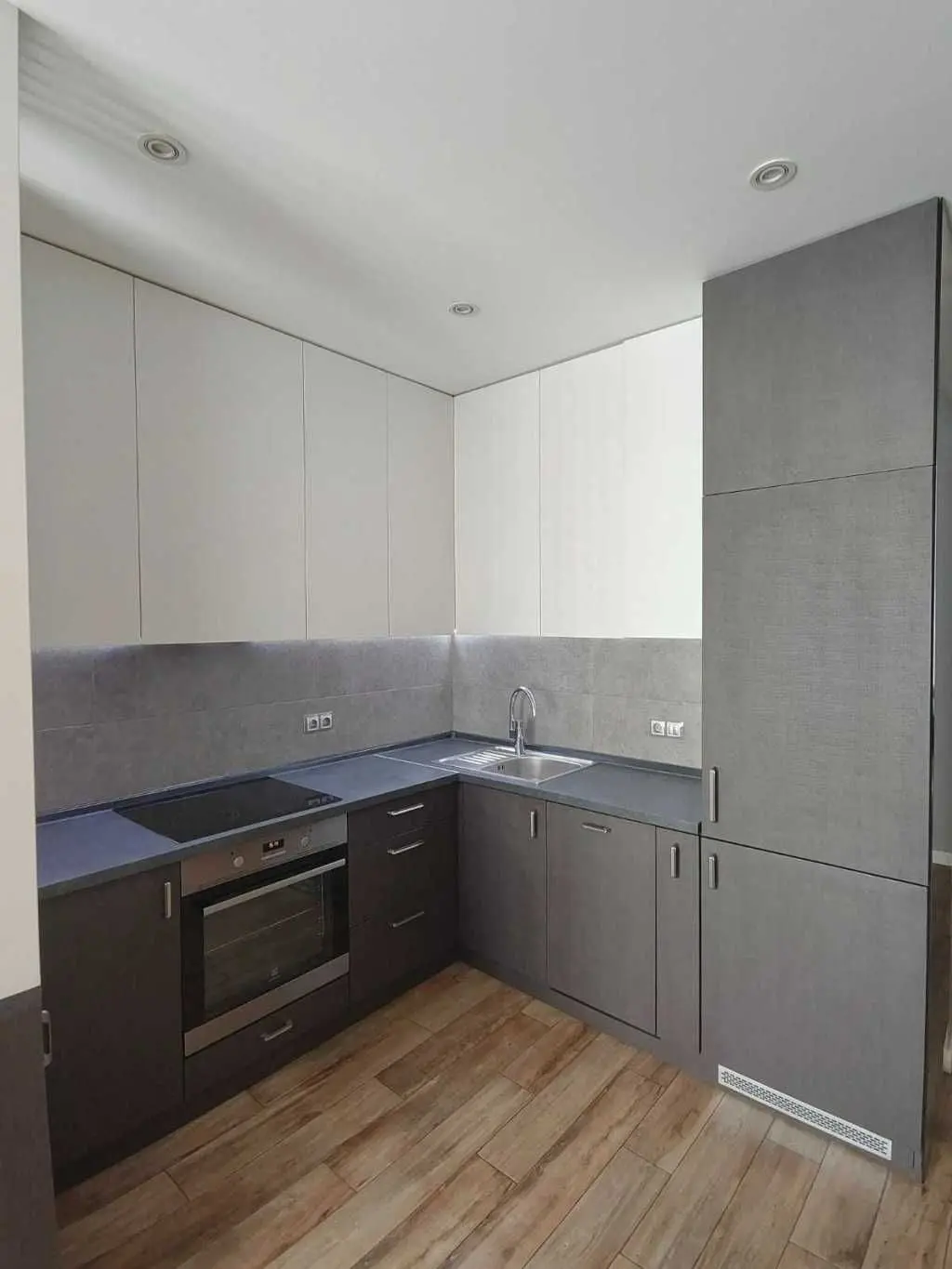 Фото Rent a 1-room apartment, Saperne Pole Street 12 Kyiv for long-term rent, price: 900 USD, code 7954