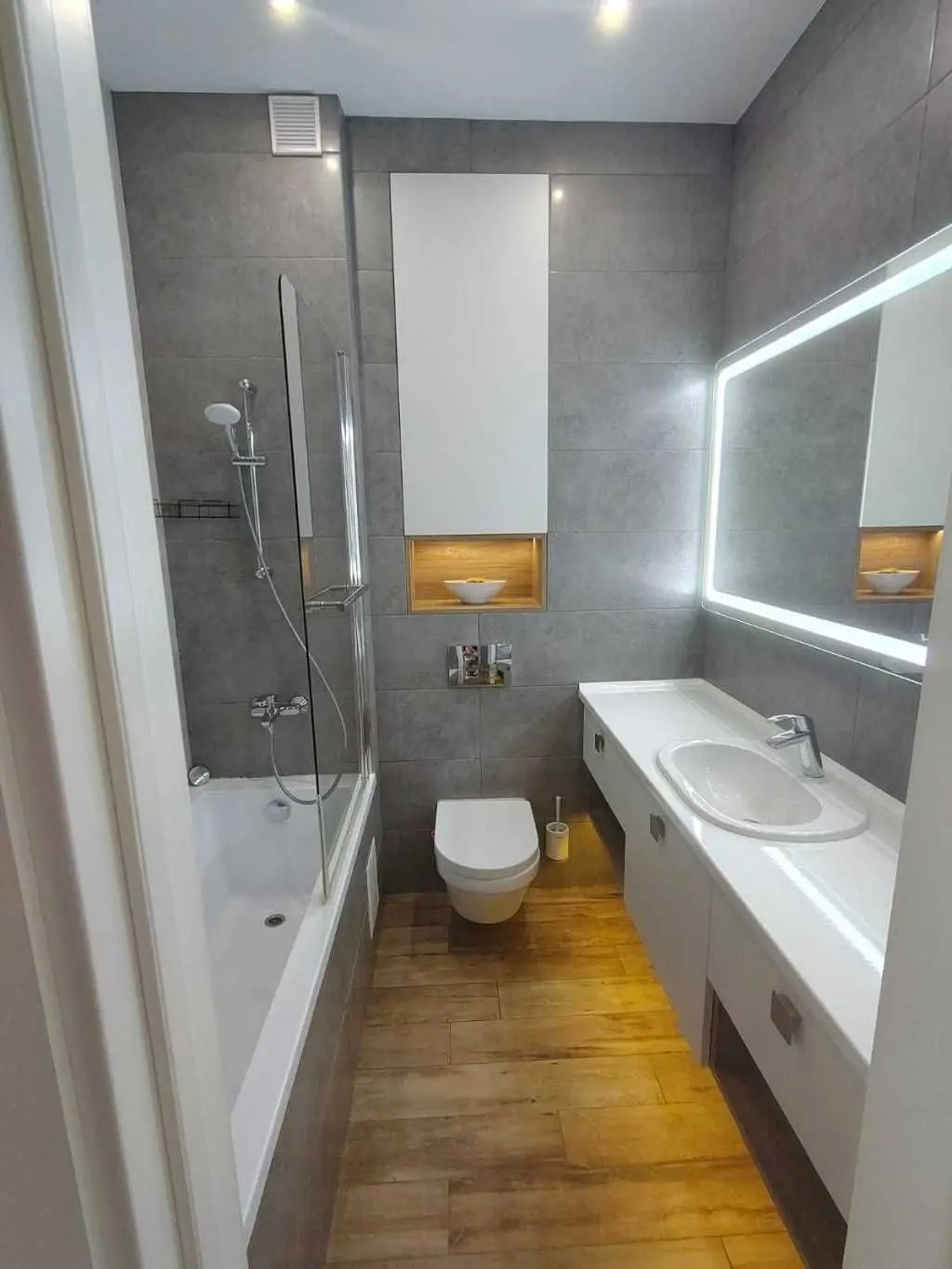 Фото Rent a 1-room apartment, Saperne Pole Street 12 Kyiv for long-term rent, price: 900 USD, code 7954
