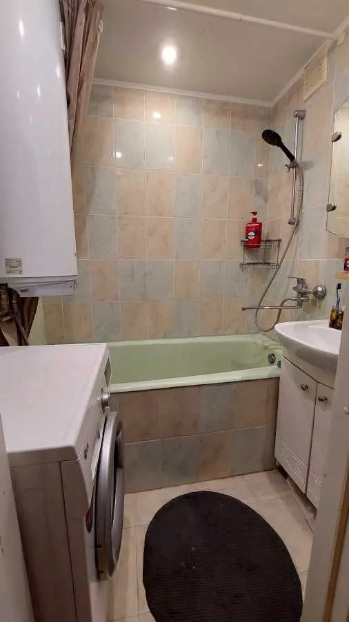 Фото Продаю 3-комнатную квартиру, 70 кв. м, Тростянецкая ул. 6ж Киев, цена: 80000 USD, код 7961