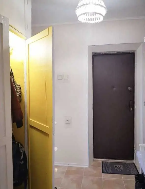 Фото Selling a 1-room apartment, 36.5 sq.m., Travneva Street  Kyiv, price: 48000 USD, code 7964