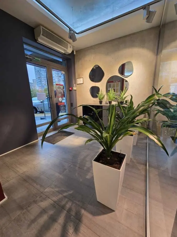 Фото Rent a retail space, Dniprovska Embarkment 14 Kyiv for long-term rent, price: 4000 USD, code 7969