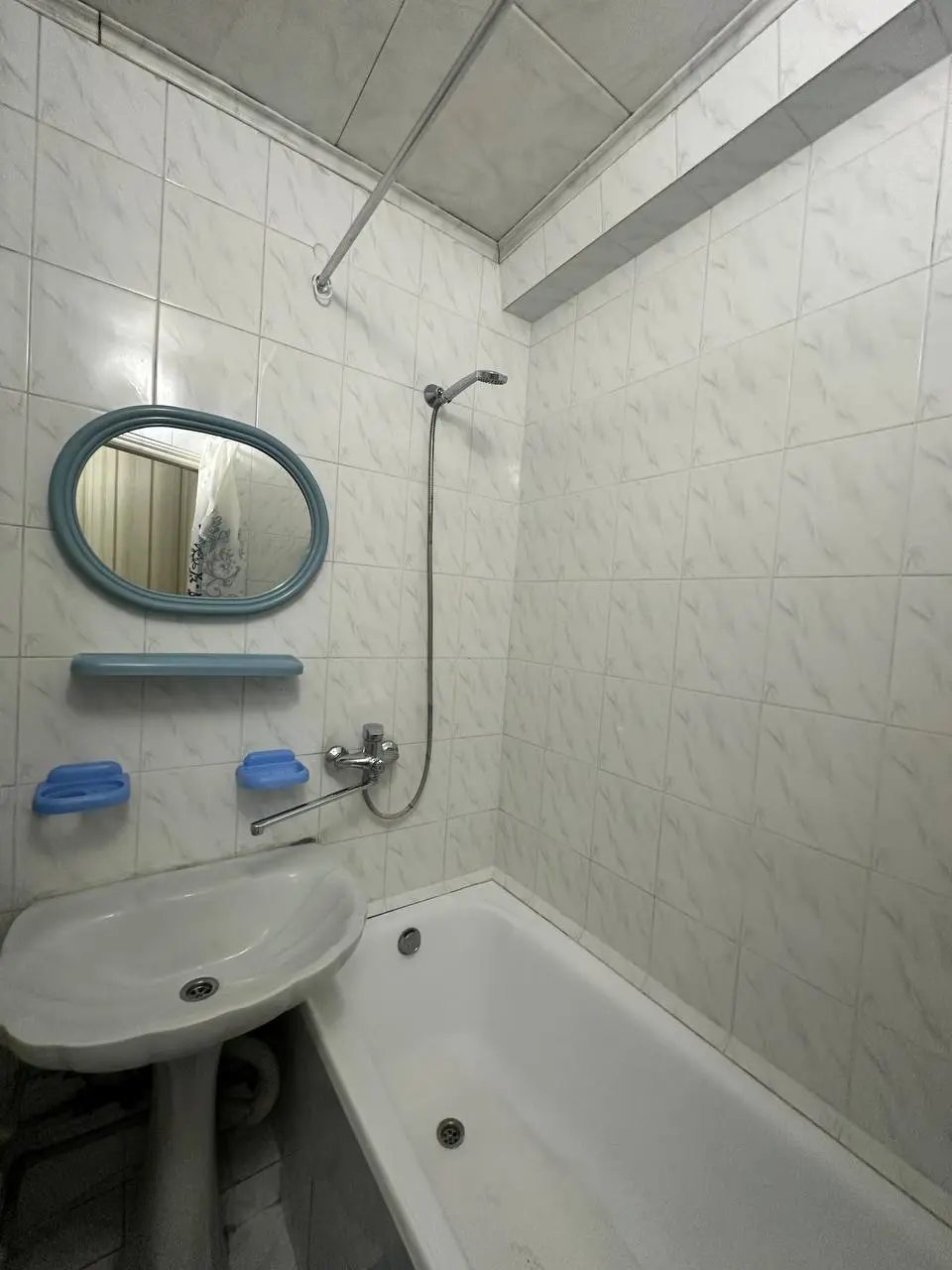 Фото Зняти 2 кімнатну квартиру, Братиславська вул. 36/2 Київ в довгострокову оренду, ціна: 14000 UAH, код 7971