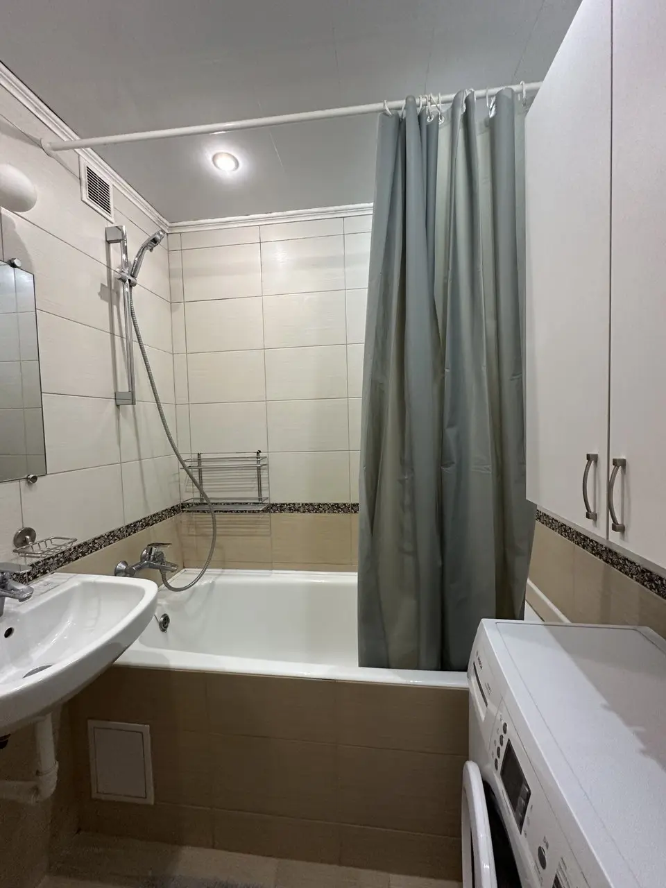 Фото Продаю 3 кімнатну квартиру, 64 кв. м, Жмеринська вул.  Київ, ціна: 95000 UAH, код 7974