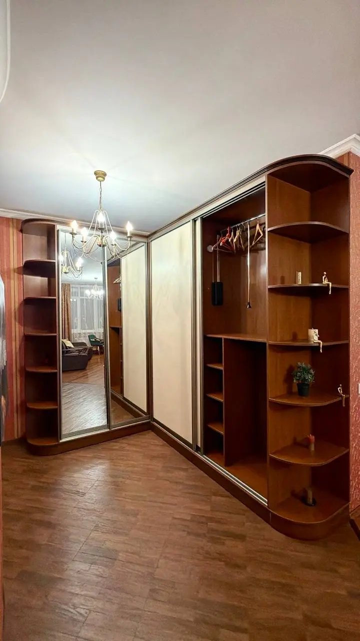 Фото Зняти 3 кімнатну квартиру, Гната Хоткевича вул. (Червоногвардійська)  Київ в довгострокову оренду, ціна: 23000 UAH, код 7977