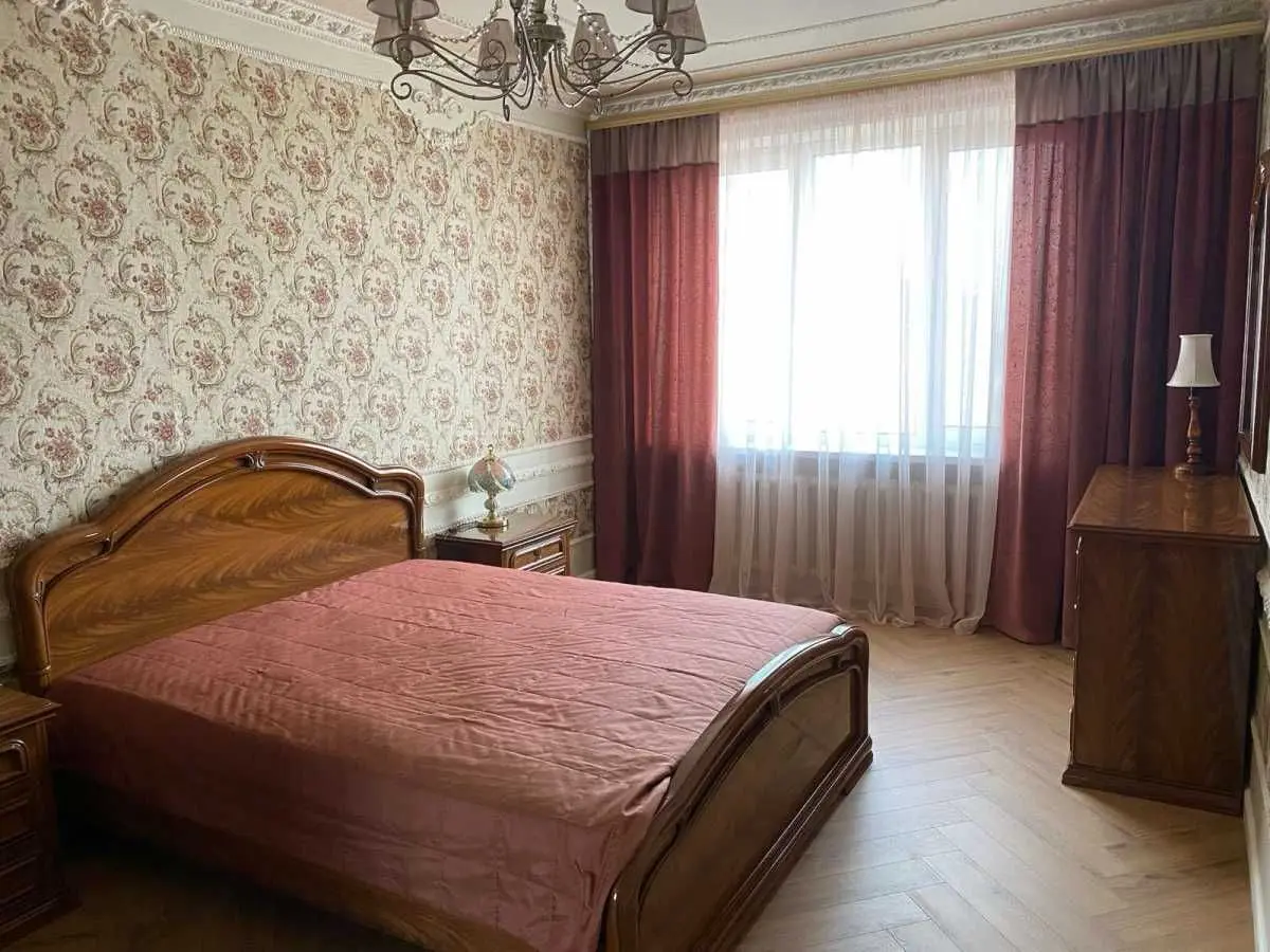 Фото Rent a 3-room apartment, Lesi Ukrainky Boulevard 21Б Kyiv for long-term rent, price: 35000 UAH, code 7978