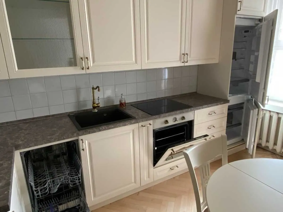 Фото Rent a 3-room apartment, Lesi Ukrainky Boulevard 21Б Kyiv for long-term rent, price: 35000 UAH, code 7978