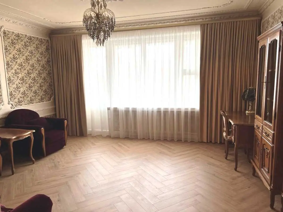 Фото Rent a 3-room apartment, Lesi Ukrainky Boulevard 21Б Kyiv for long-term rent, price: 35000 UAH, code 7978